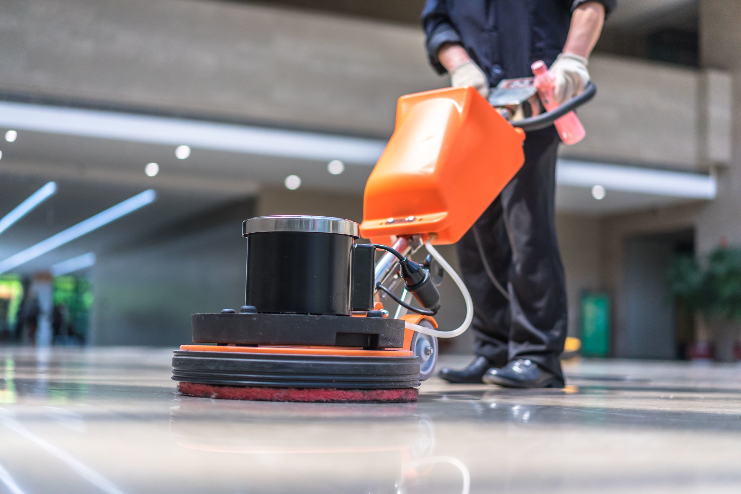 Choosing The Right Cleaning Supply Suppliers For Large Spaces