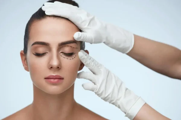 How to Choose the Best Surgeon for Blepharoplasty in Dubai