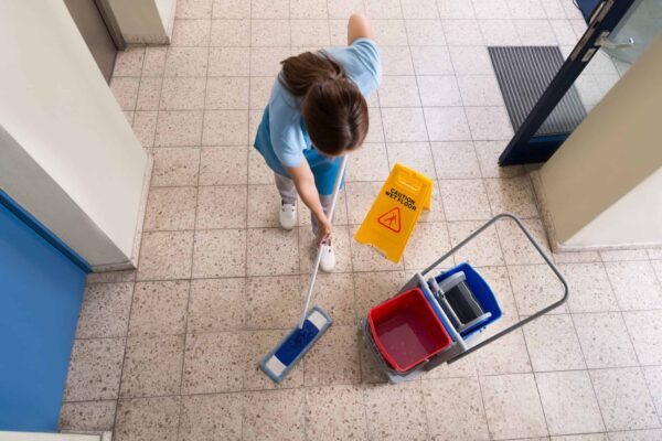 Deep clean janitorial service